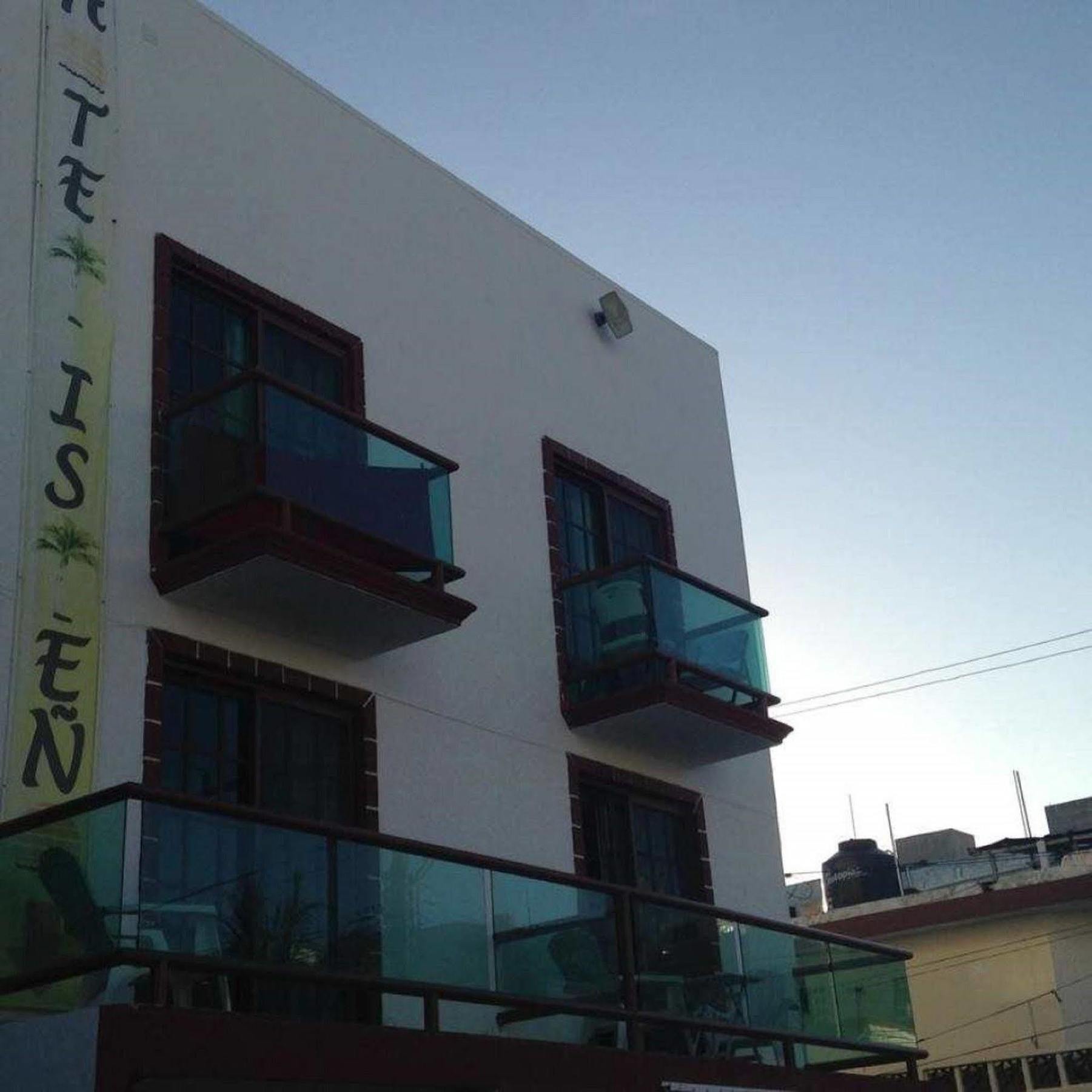 Isleño Hotel 3*